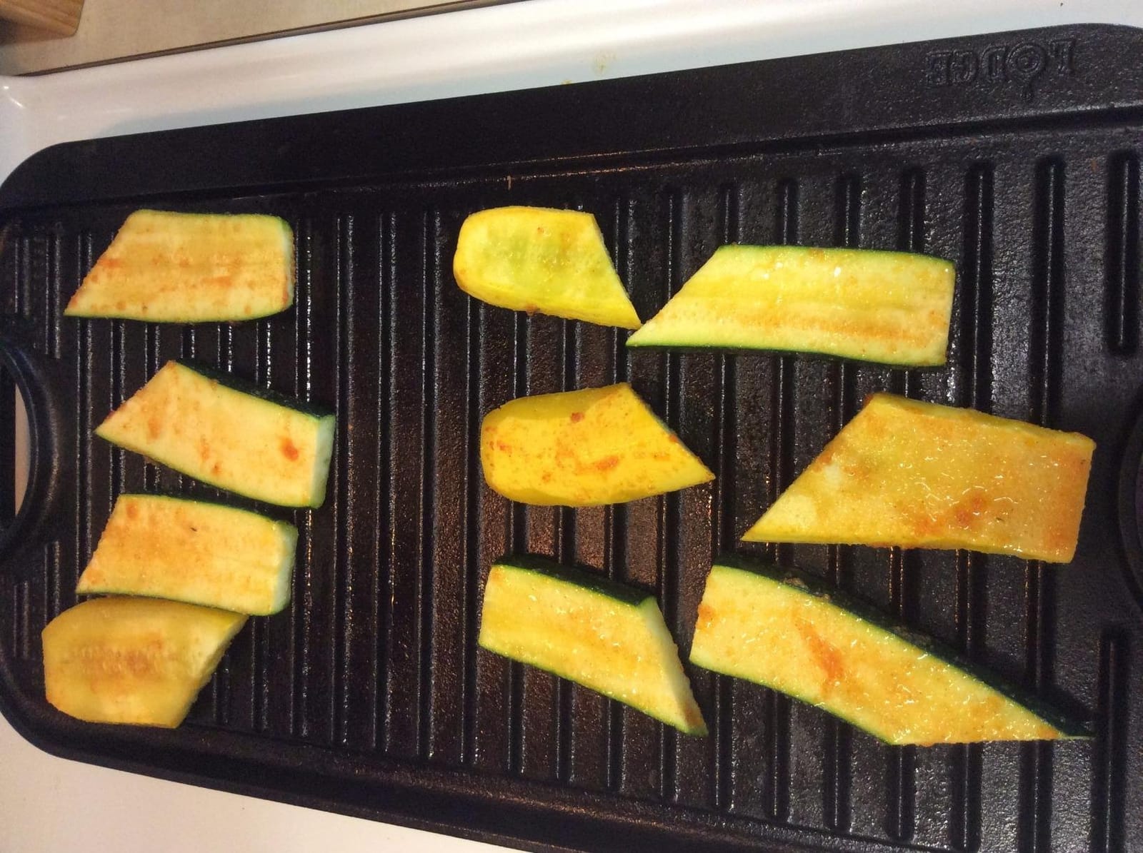 Lodge Pro-Grid Reversible Grill/Griddle, PFAS-Free, 20 x 10.5 Inches customer photo 1
