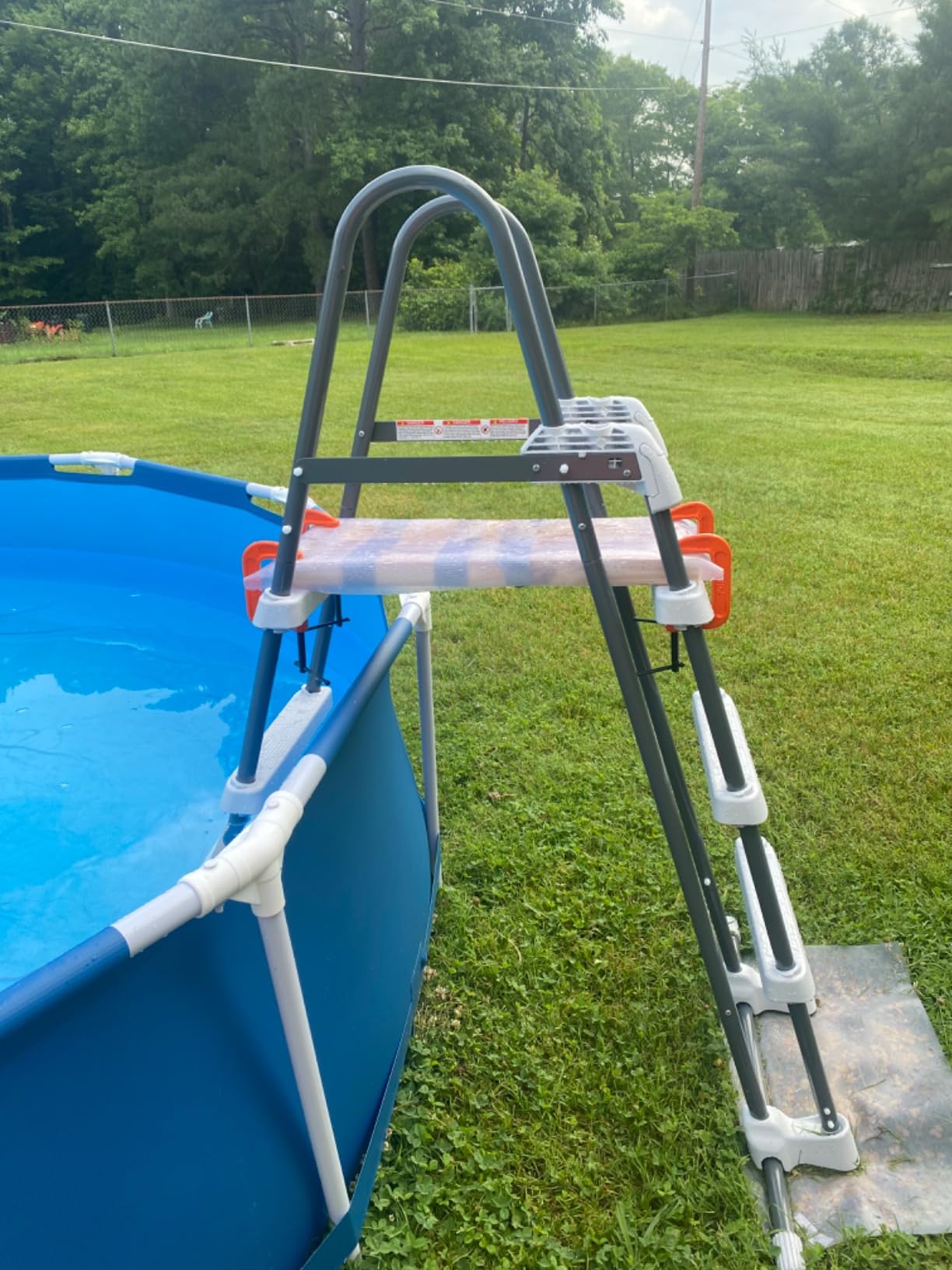 Intex Deluxe Pool Ladder with Removable Steps for 42in & 36in Depth Pools customer photo 2