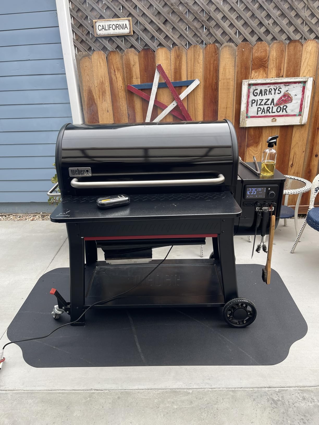 GRILLTEX Under the Grill Protective Deck and Patio Mat, 39 x 72 inches, Black customer photo 1