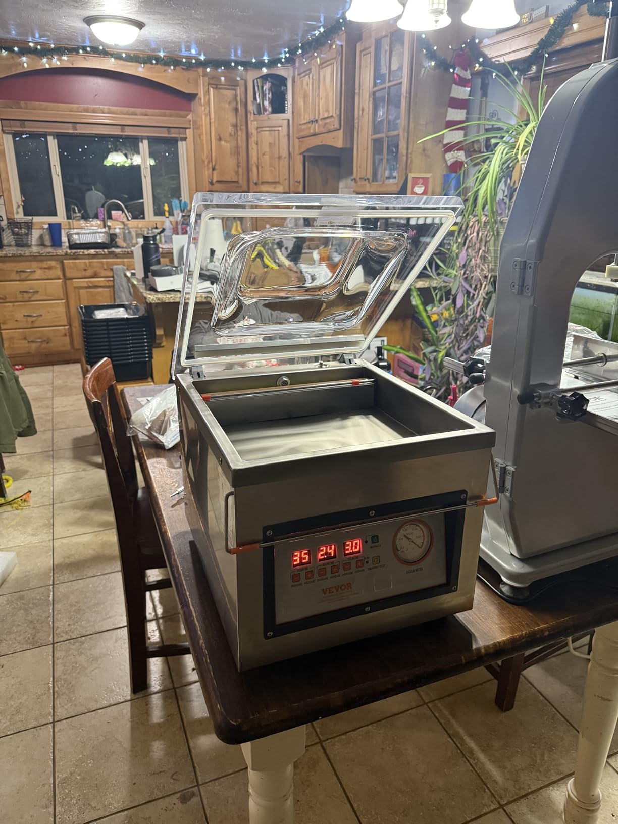 VEVOR Chamber Vacuum Sealer 320W Sealing Power 12.6 Inch Sealing Length customer photo 1