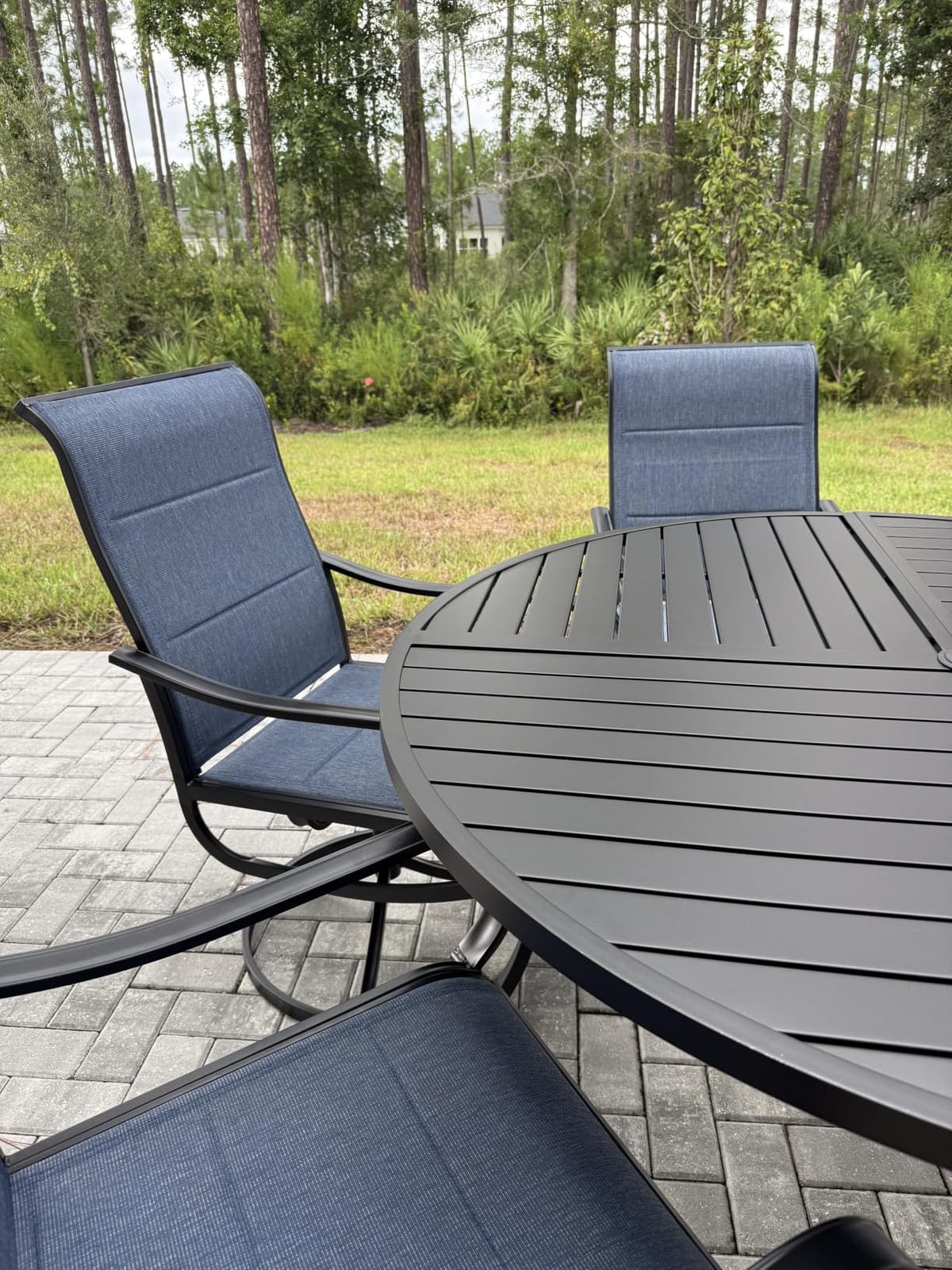 Sophia & William Patio Dining Set for 6, Round Table & Swivel Chairs, Blue customer photo 2