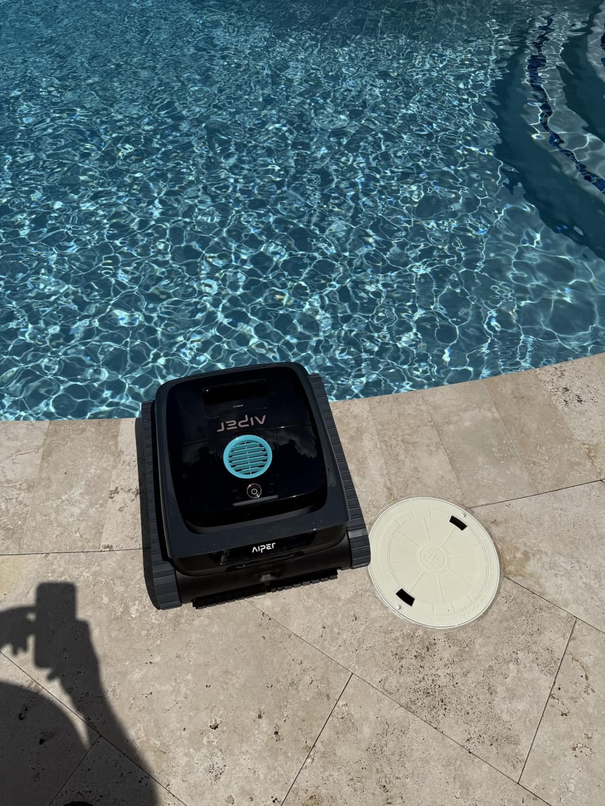 AIPER Scuba V3 AI Vision Cordless Robotic Pool Cleaner, Grey customer photo 1
