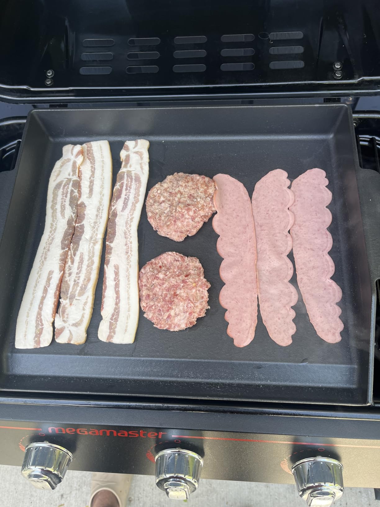 Enameled Cast Iron Griddle for Gas Grill, 17